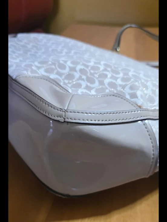 Coach Bag Poppy Metallic Beige Gold Signature C Patent Leather Canvas - Picture 10 of 16